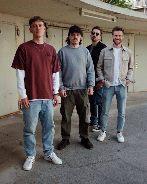 Auntier Bandfoto - Pop Punk aus Rosenheim bei Hicktown Records ® Das High End! Tonstudio und Musiklabel in Bayern